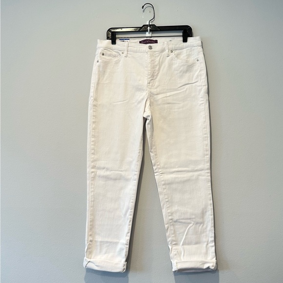 Gloria Vanderbilt Ladies' Cuffed Boyfriend Jean, Size10, Inseam 26 - Picture 7 of 11